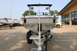 2026-malibu-m230-142910-image2.webp