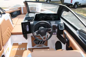 2026-malibu-wakesetter-25-lsv-142914-image14.webp