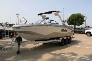 2026-malibu-wakesetter-25-lsv-142914-image3.webp