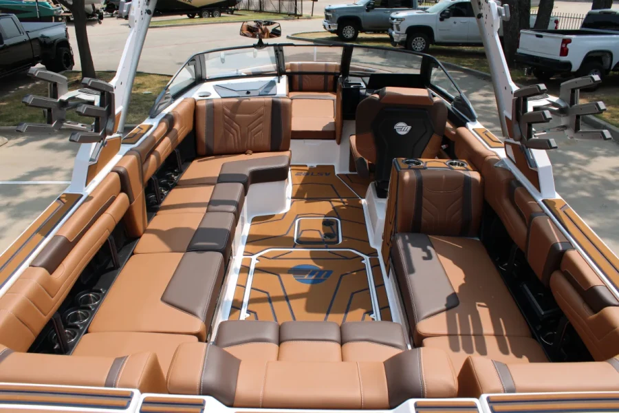 2026-malibu-wakesetter-25-lsv-142915-image10.webp