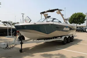2026-malibu-wakesetter-25-lsv-142915-image3.webp