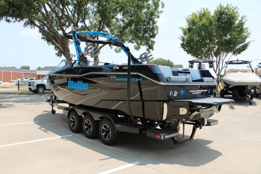2026-malibu-wakesetter-25-lsv-142916-image5.webp