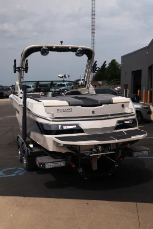 2027-mastercraft-nxt23-142940-image1.webp