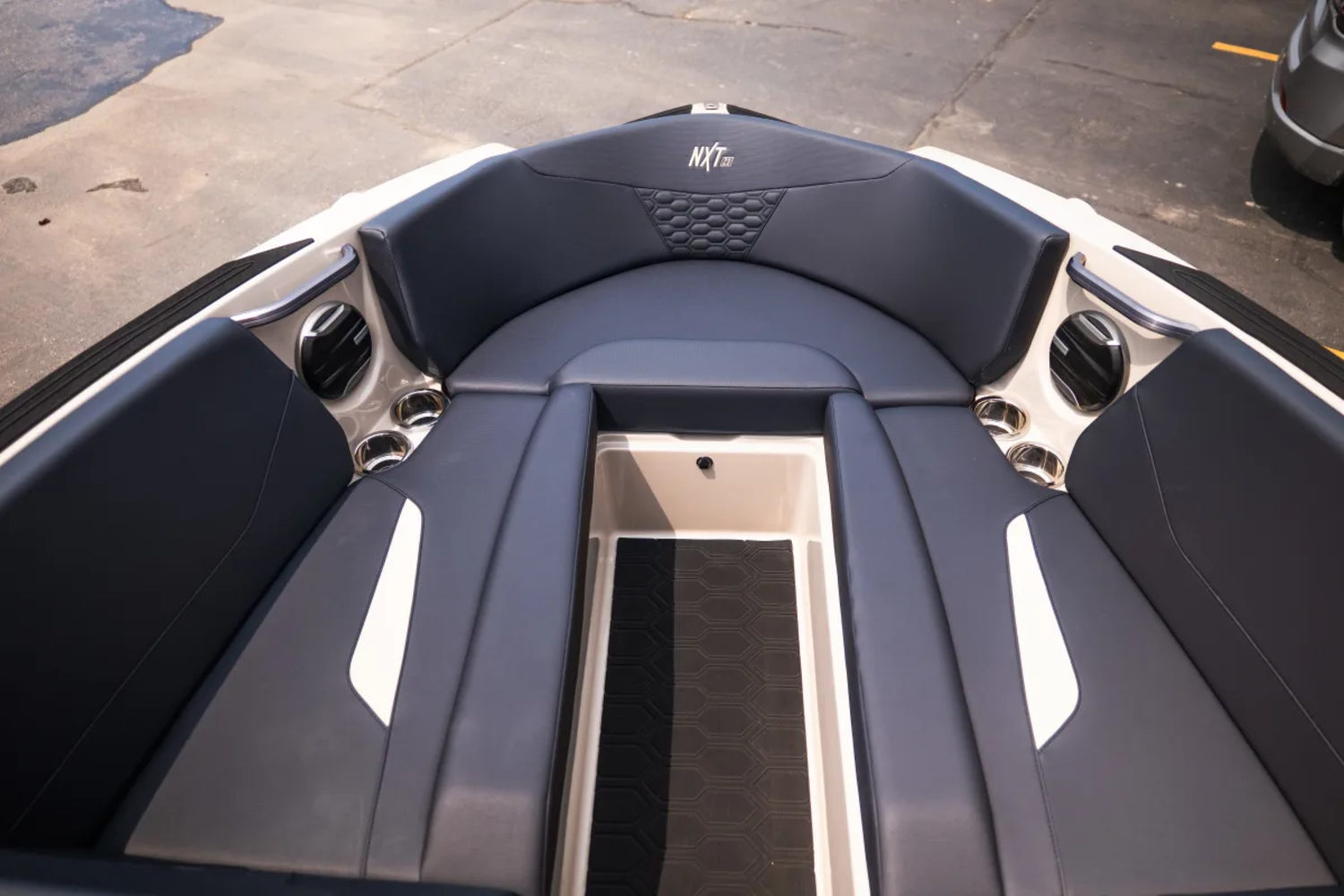 2027 MASTERCRAFT NXT23 