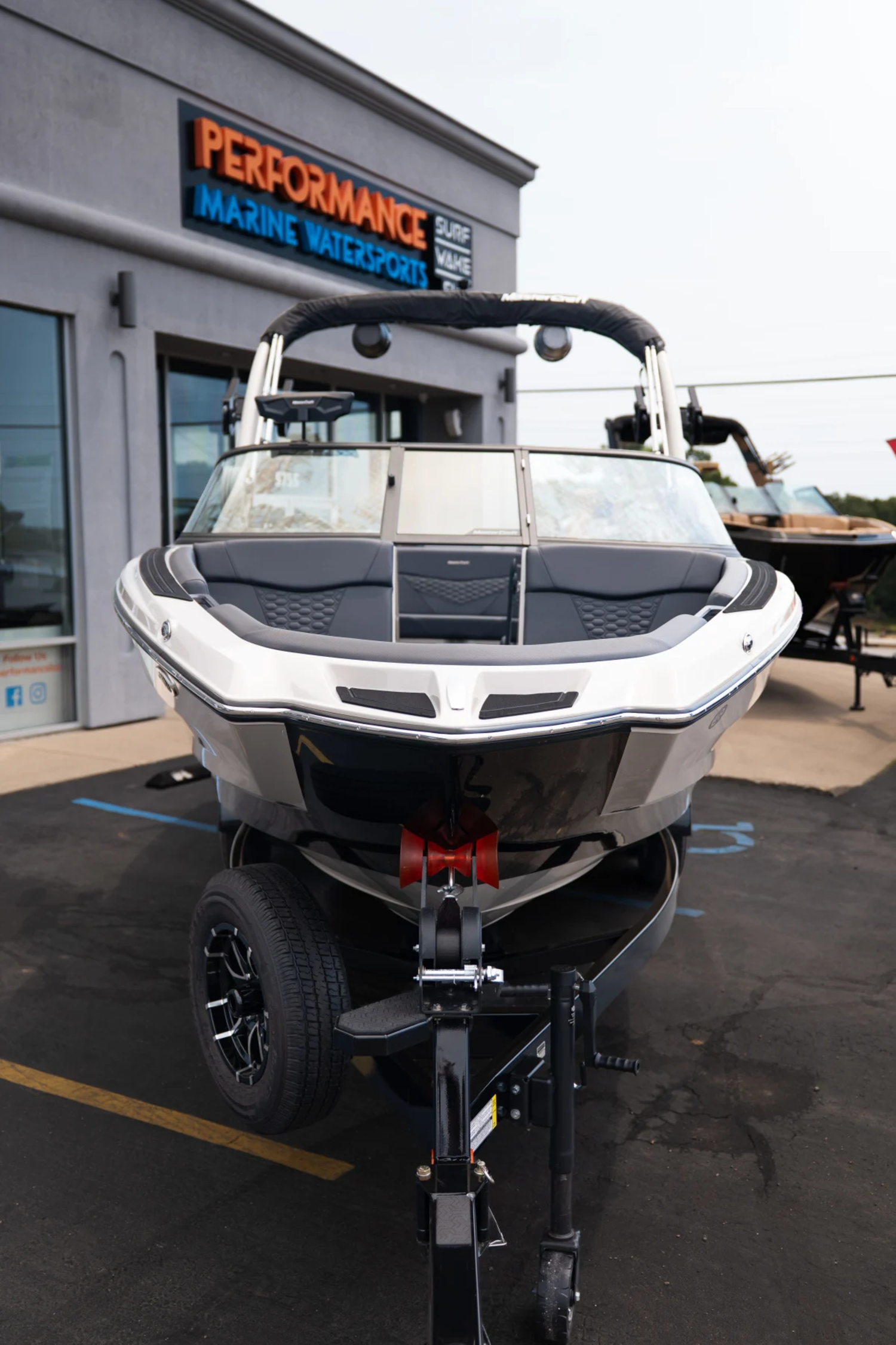 2027 MASTERCRAFT NXT23 