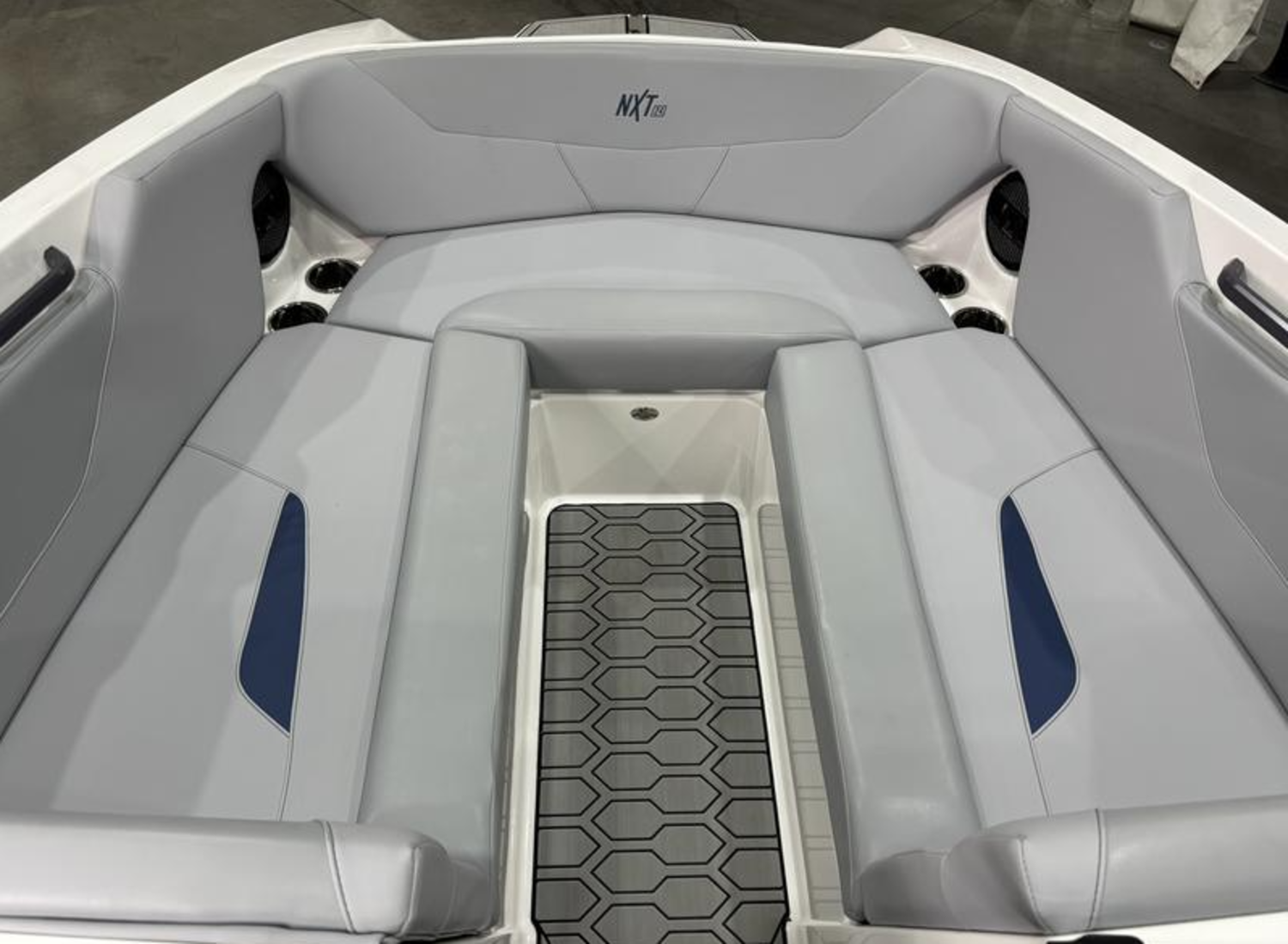 2023 MASTERCRAFT NXT24