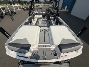 2020-moomba-makai-142947-image11