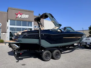 2027-mastercraft-x24-142957-image3