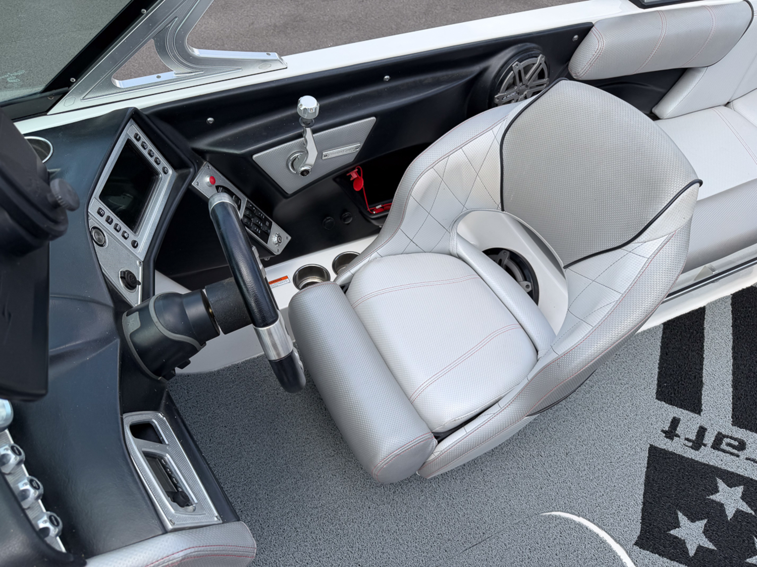 2015 MasterCraft X10