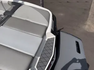2015-mastercraft-x10-142965-image7