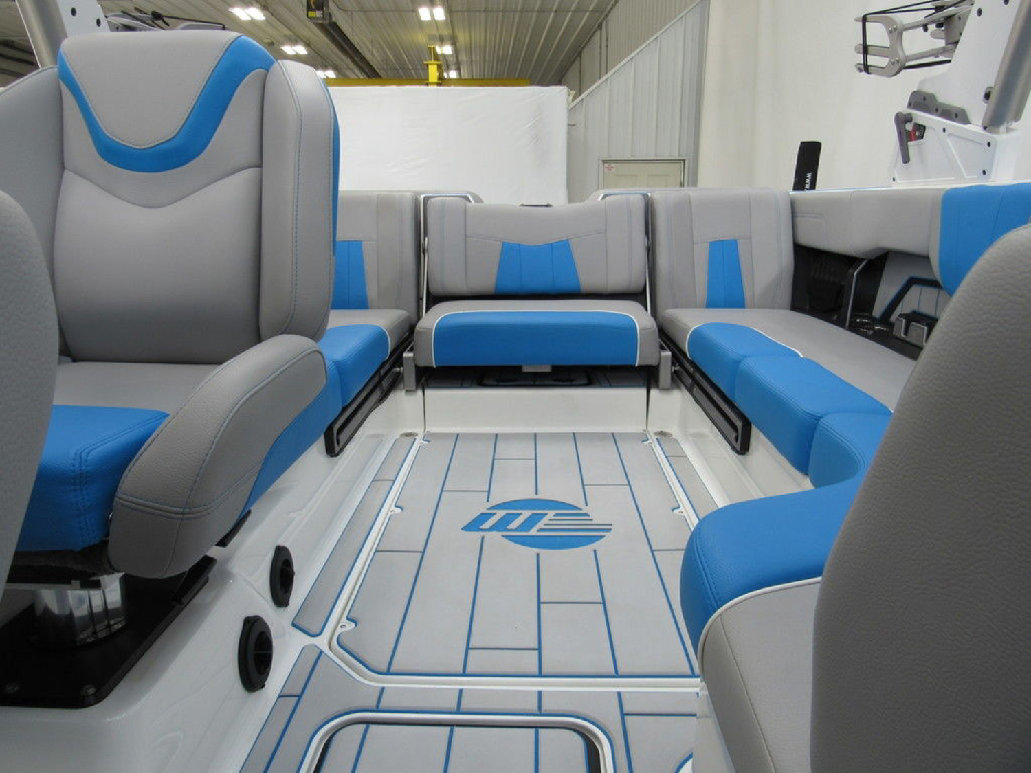 2022 Malibu Boats 23 MXZ
