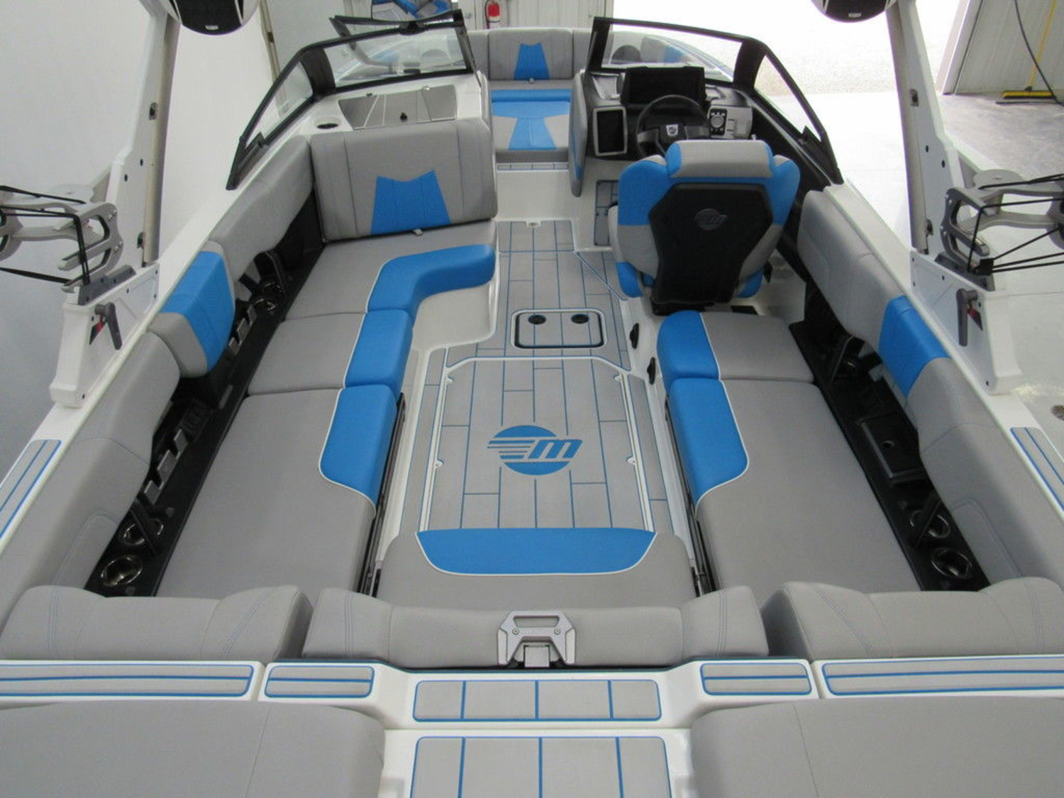 2022 Malibu Boats 23 MXZ