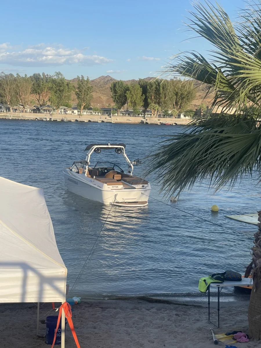 2023-moomba-craz-88690-image3.webp