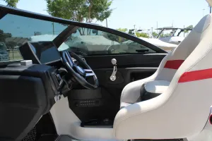 2016 Malibu 22 MXZ Icon