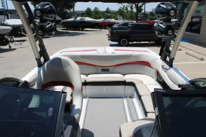 2016 Malibu 22 MXZ Icon