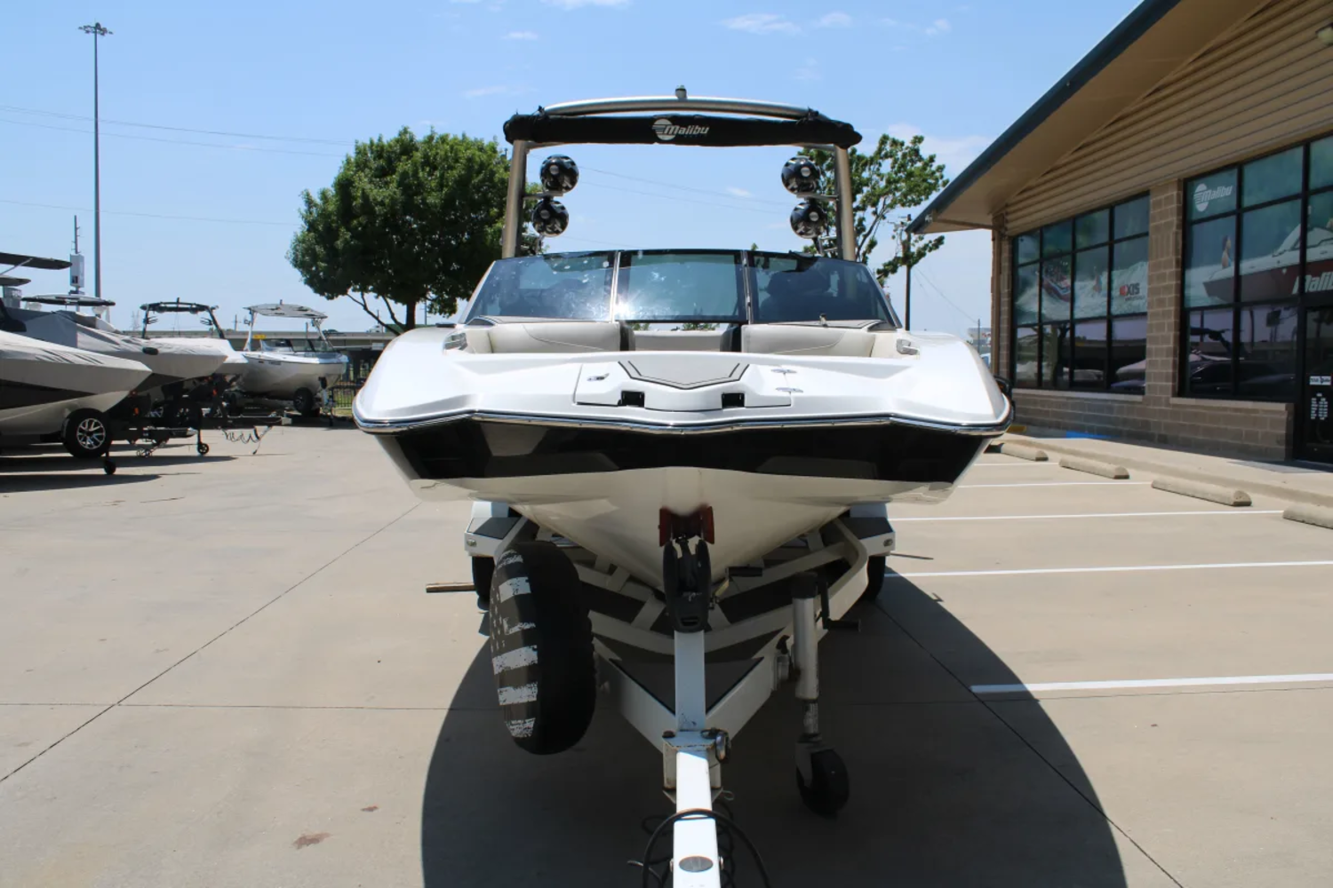 2016 Malibu 22 MXZ