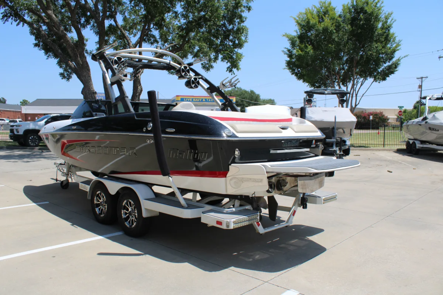 2016 Malibu 22 MXZ