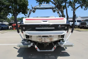 2016 Malibu 22 MXZ Icon