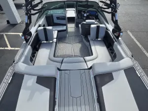 2021-nautique-super-air-nautique-230-142992-image7.webp