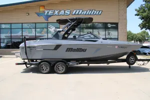 2020 Malibu 23 MXZ Icon