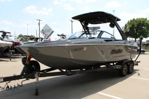 2020 Malibu 23 MXZ Icon