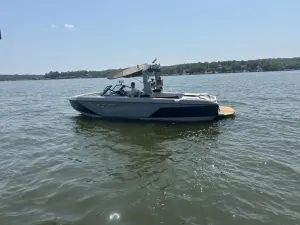 2023-nautique-s25-142994-image4.webp