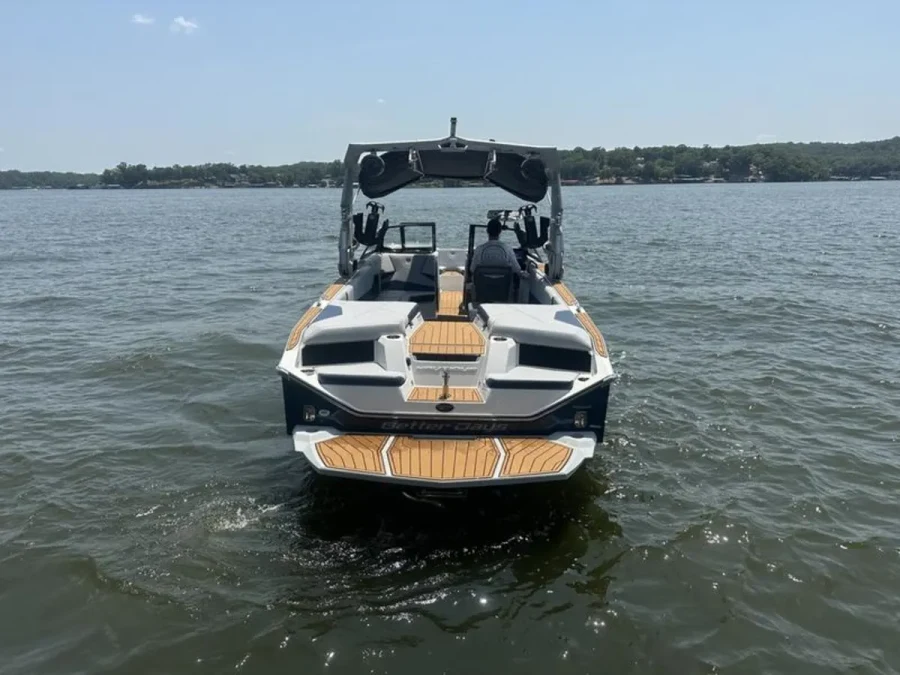 2023-nautique-s25-142994-image6.webp