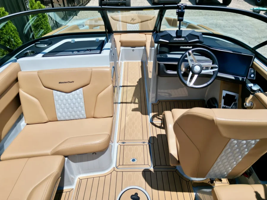 2026-mastercraft-xt24-142996-image12.webp
