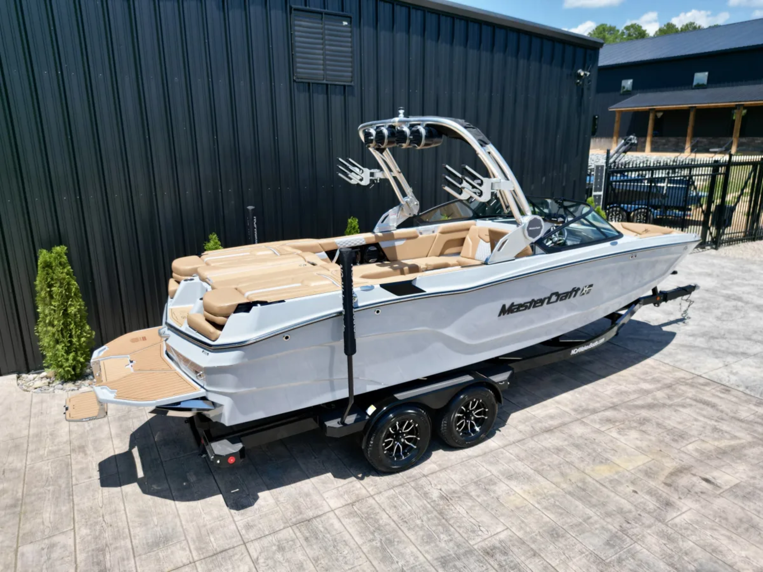 2026 Mastercraft XT24