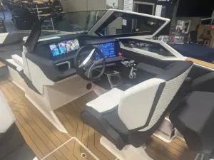 2026-mastercraft-x24-142997-image6.webp