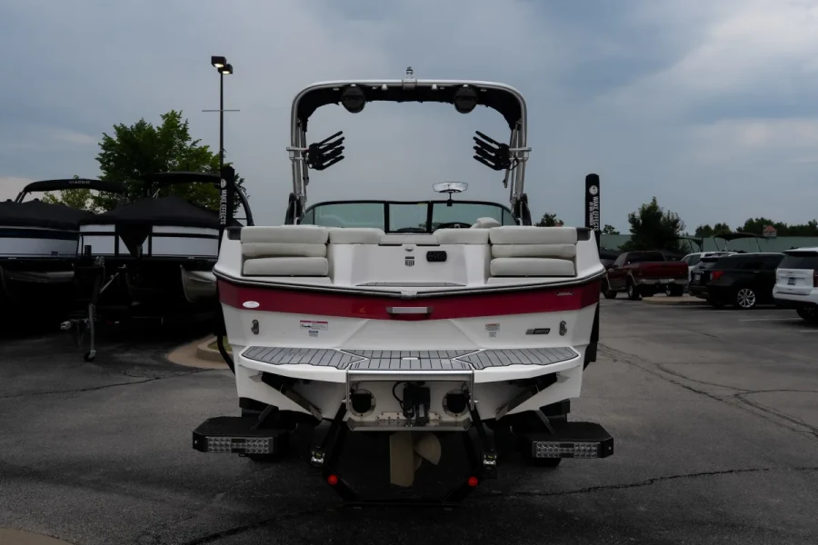 2023-mastercraft-xt24-143002-image19.webp