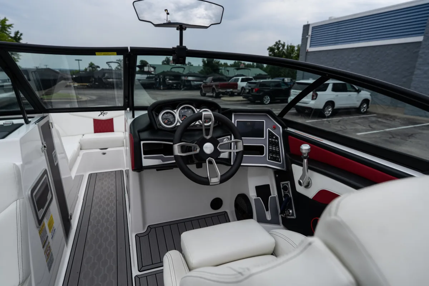 2023 MasterCraft XT24