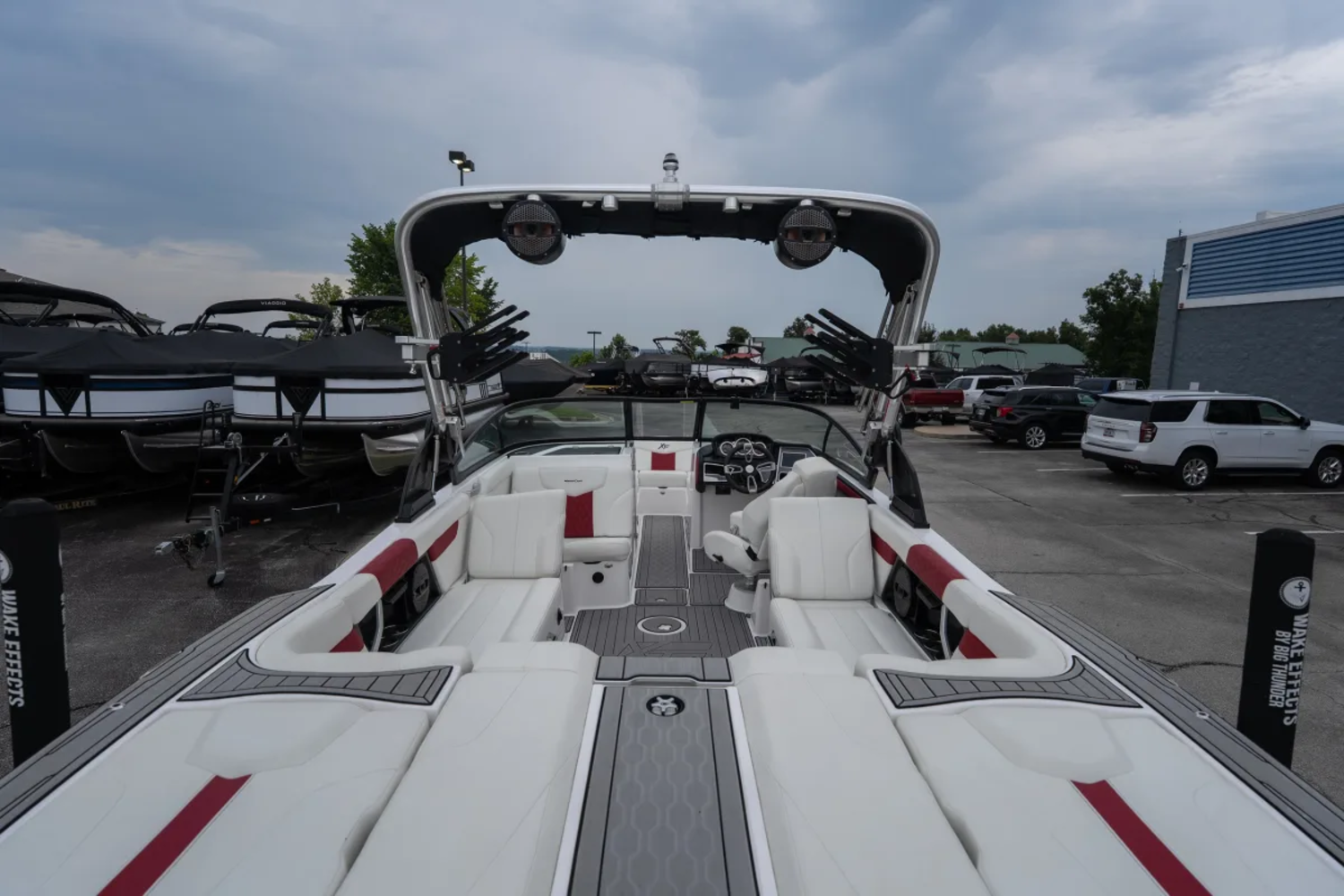 2023 MasterCraft XT24