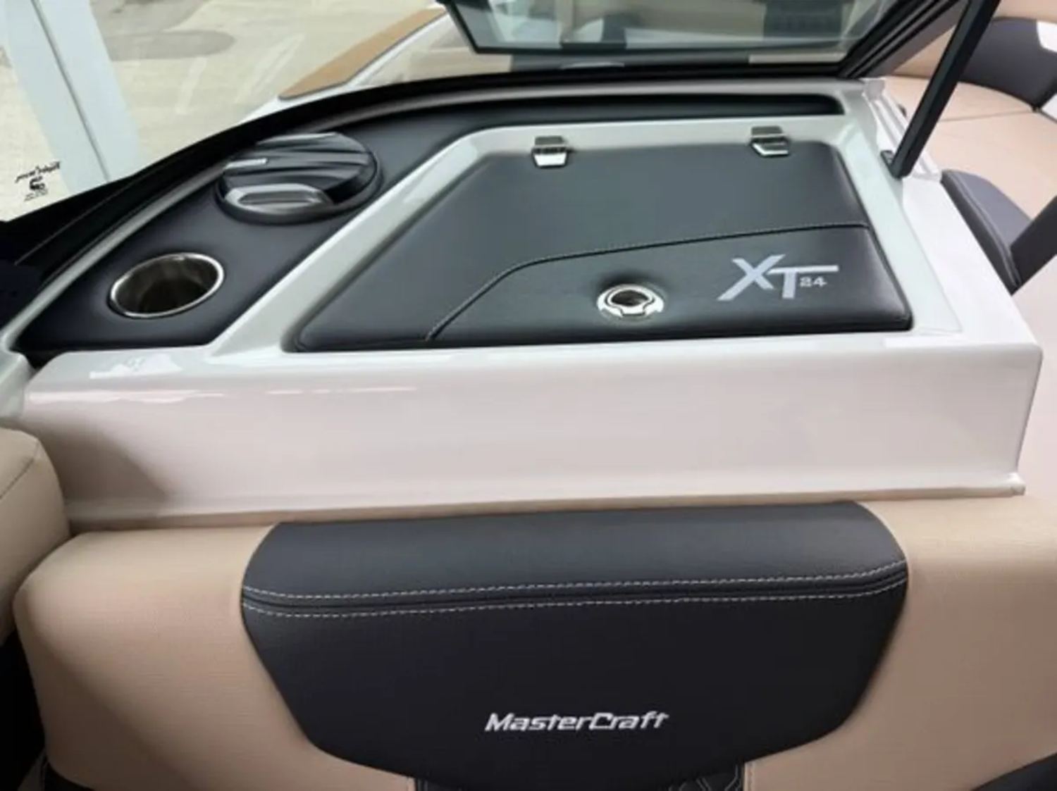 2026 MasterCraft XT24