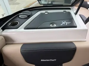 2026-mastercraft-xt24-143004-image10.webp
