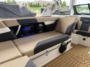 2026-mastercraft-xt24-143004-image14.webp