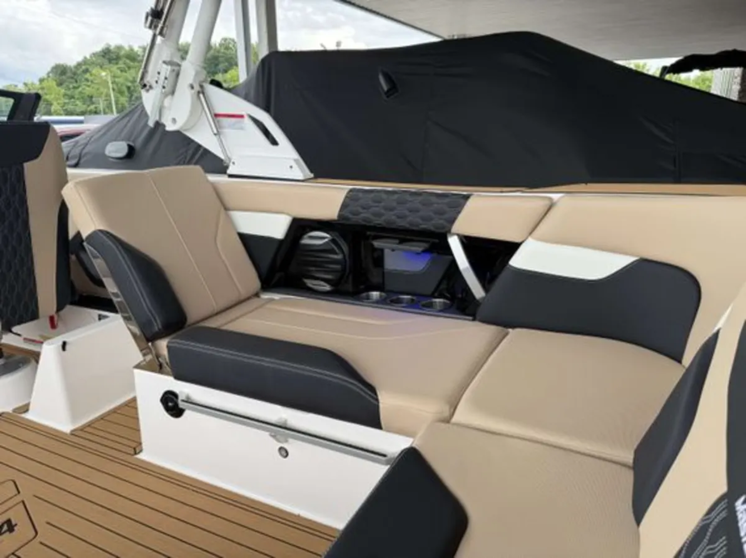 2026 MasterCraft XT24