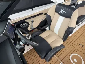 2026-mastercraft-xt24-143004-image7.webp