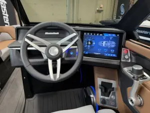2026-mastercraft-xt24-143008-image4.webp