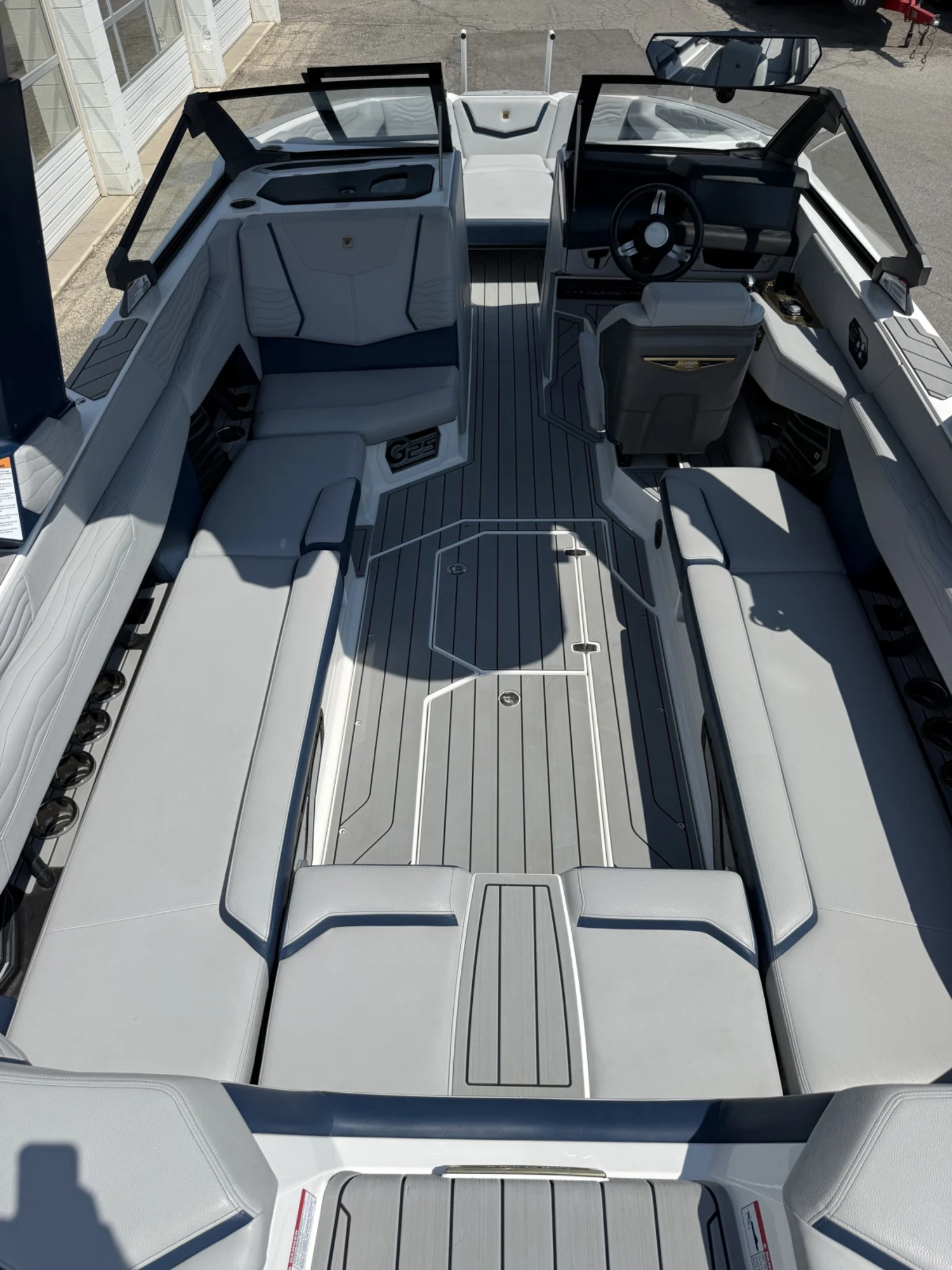 2025 25' Super Air Nautique G25 Centennial Edition Bowrider