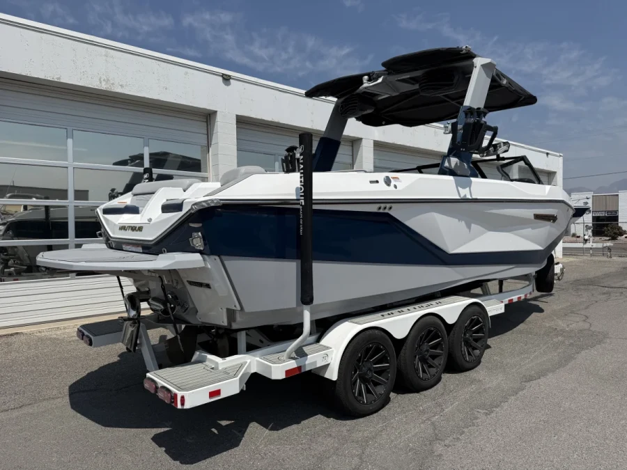 2025-nautique-g25-143010-image4.webp
