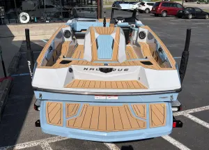 2027-nautique-ski-nautique-143011-image5_184354.webp