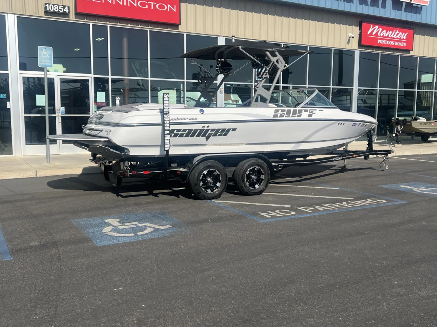 2021 Sanger 215SX