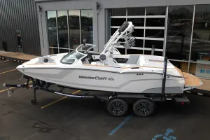 2027-mastercraft-nxt20-143035-image1.webp