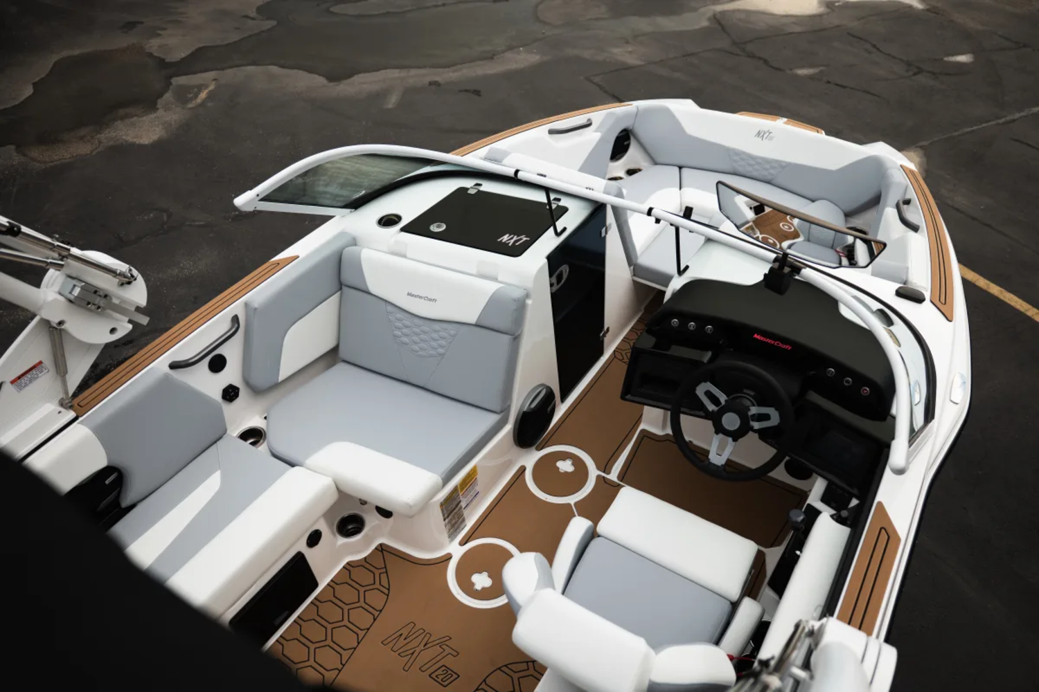 2027 MASTERCRAFT NXT20 
