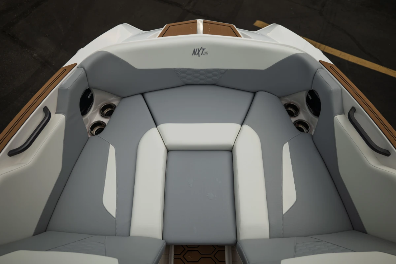 2027 MASTERCRAFT NXT20 