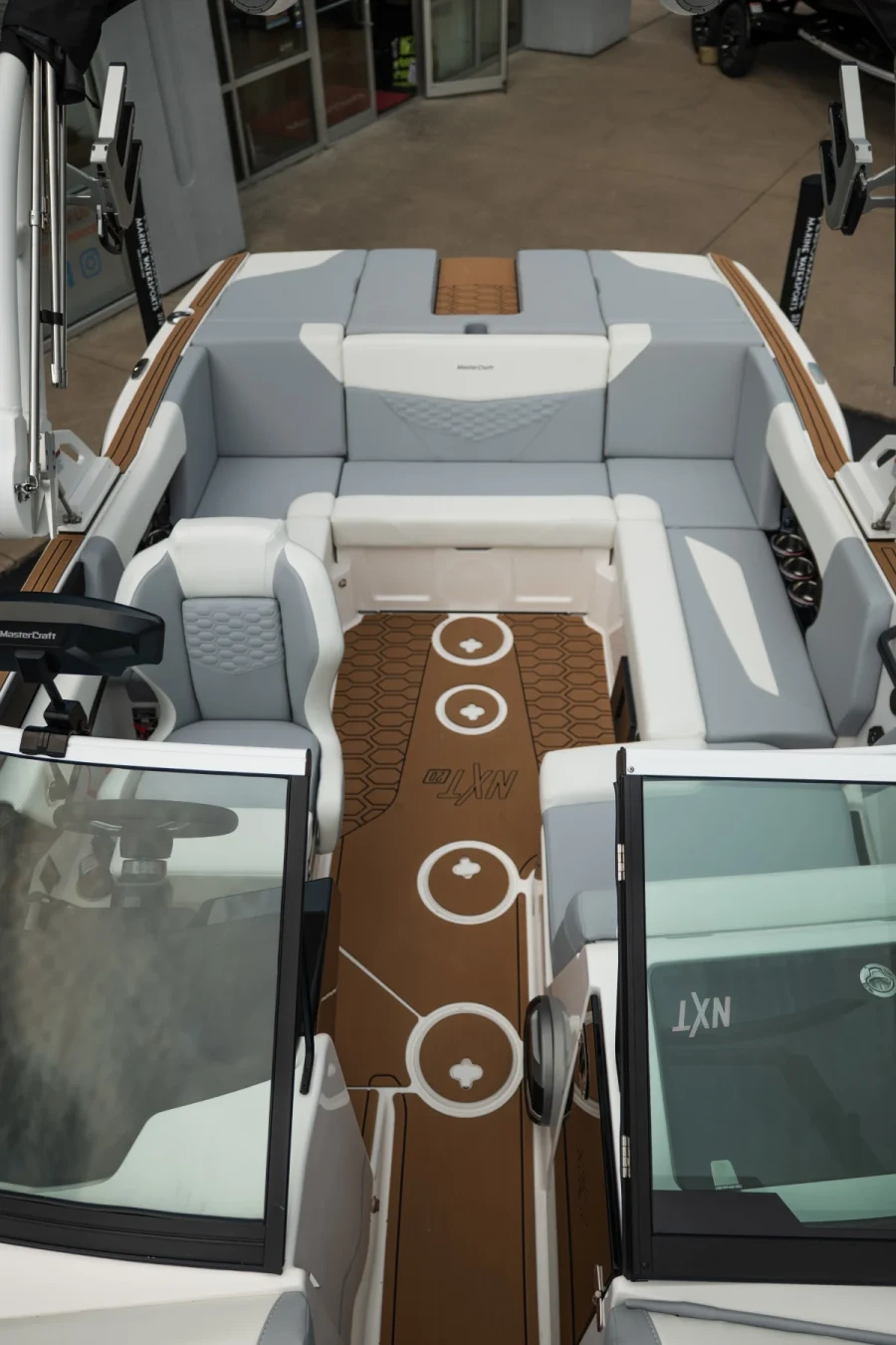 2027-mastercraft-nxt20-143035-image19.webp