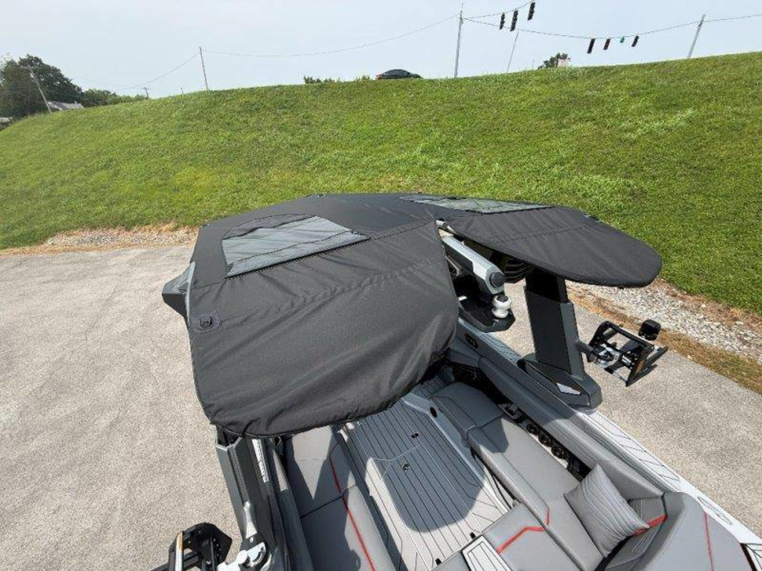 2027 Nautique G23