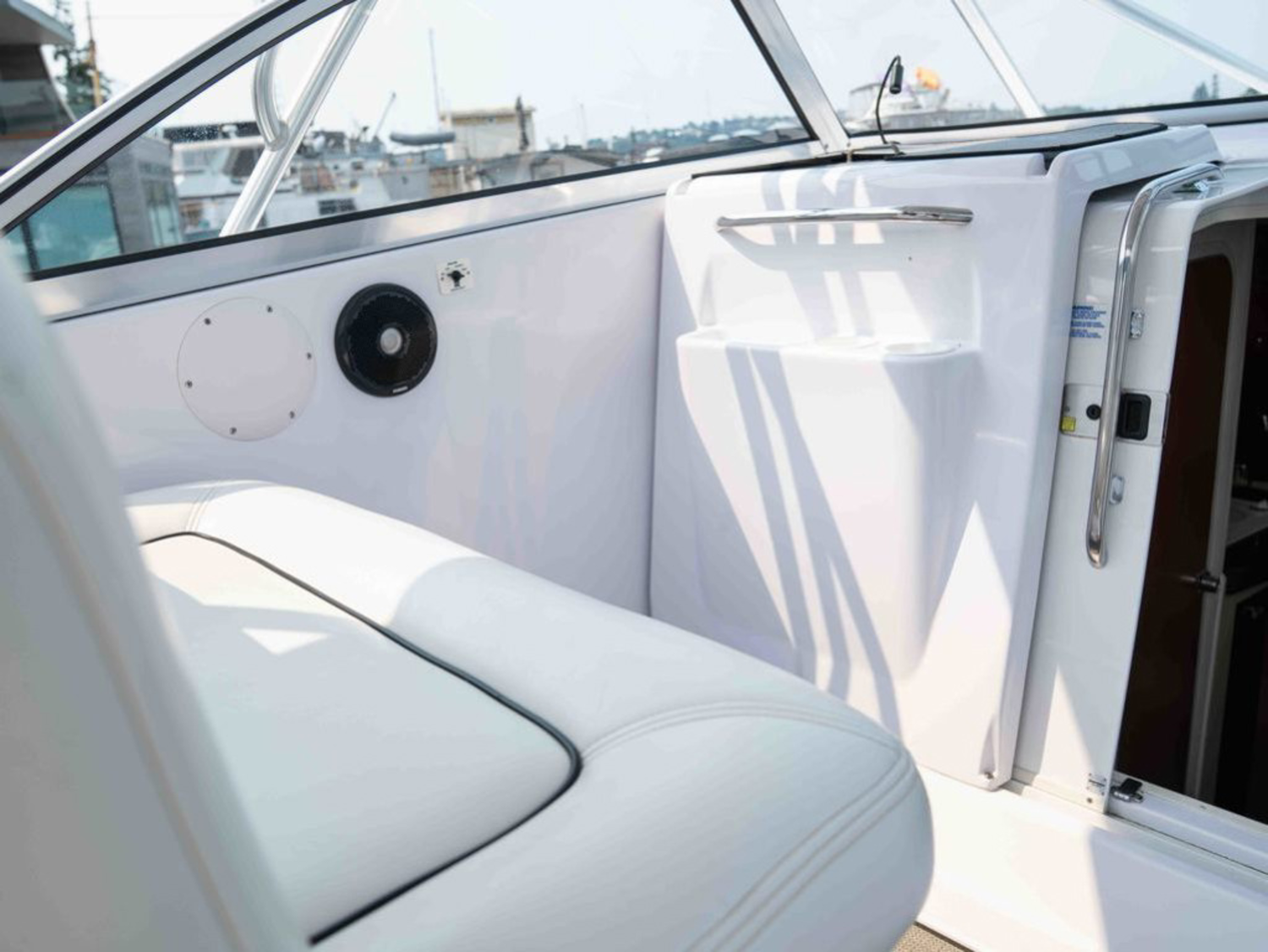 2005 Proline 33 EXPRESS