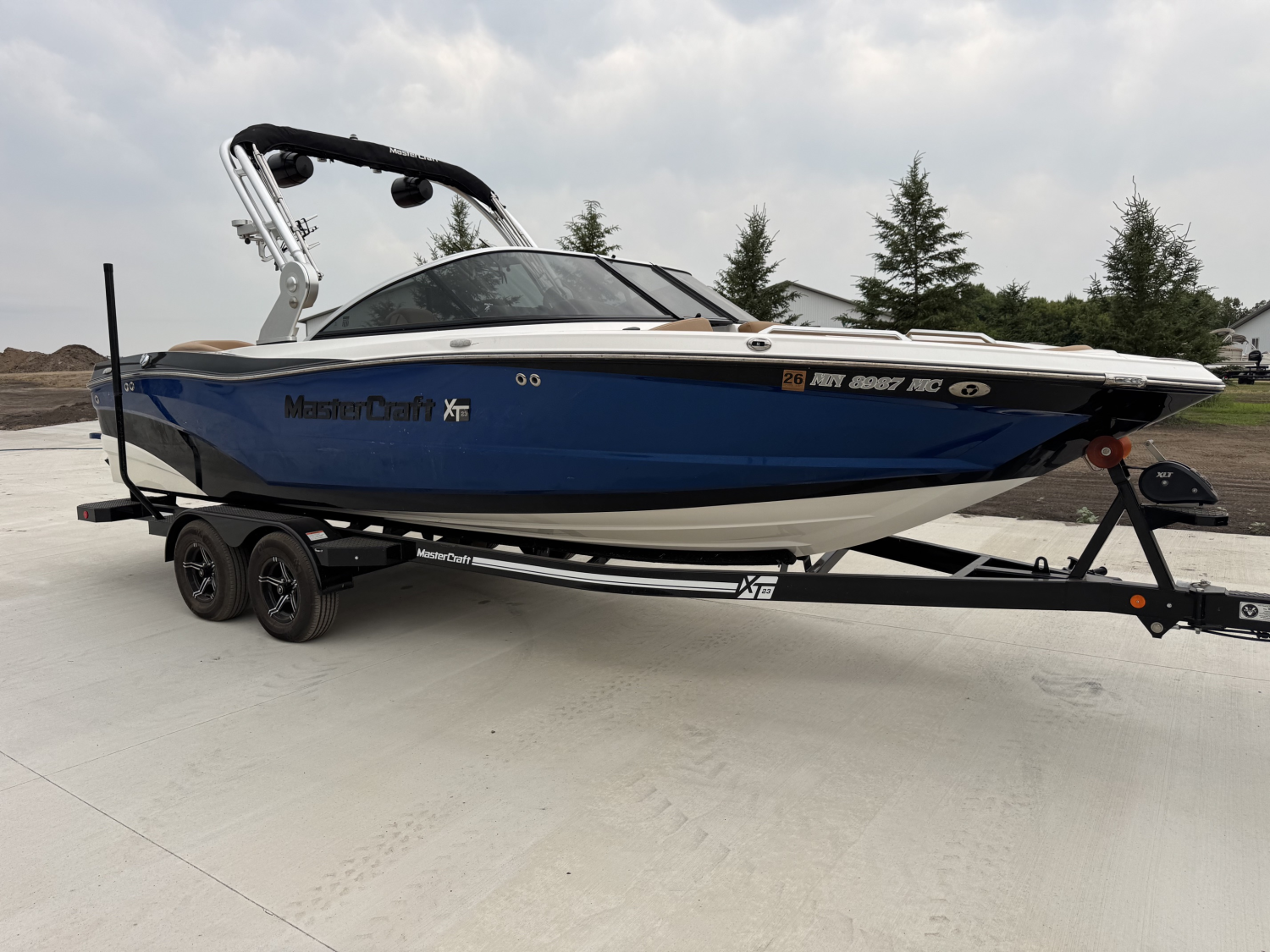 2021 MasterCraft XT 23